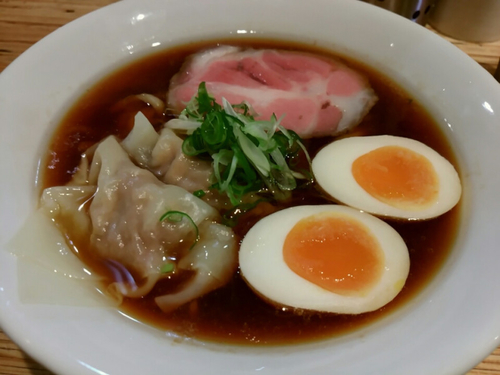 「【限定】日本三大地鶏のワンタン麺1000円」@NOODLE STOCK 鶴おかの写真