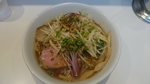 「鶏そば(醤油)、旨味ねぎ」@鶏そば朱雀の写真