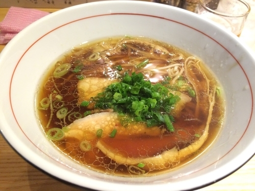 「醤油そば（清湯）」@地球の中華そばの写真