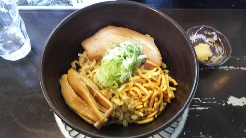 「ニボニボまぜそば」@拉麺二段の写真