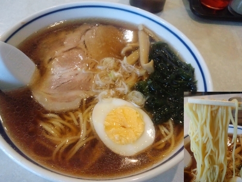 「ラーメン550円」@ちゅうか 日和の写真