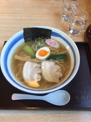「手揉み醤油ラーメン」@南部屋 路ばたの写真