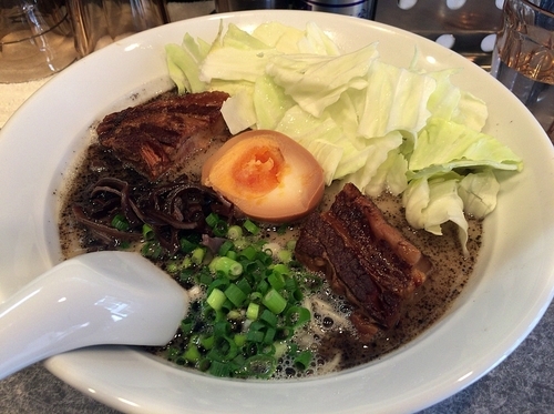 「特製角煮ラーメン（開店記念 ９５０→５００円）」@麺屋 MANIの写真