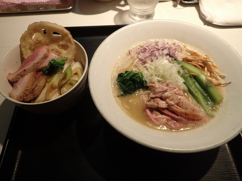 「鴨白湯そば 『カモーン5号』」@煮干し中華そば 一燈の写真