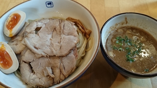 「チャーシューつけ麺（大）＋味玉」@麺や 輝 四日市生桑店の写真