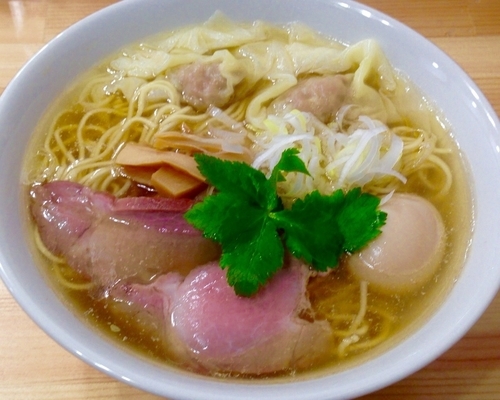 「特製塩ラーメン850円　大盛り1・5玉　100円」@中華そば こてつの写真
