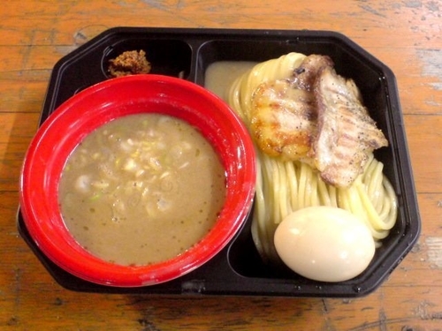 「花咲ガニの濃厚つけ麺(前売価格800円)+全部のせ(300円」@大つけ麺博 2016の写真