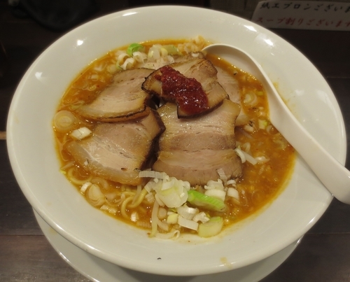 「濃厚辛味噌チャーシュー盛り麺　800円」@銀座 朧月 目黒処の写真