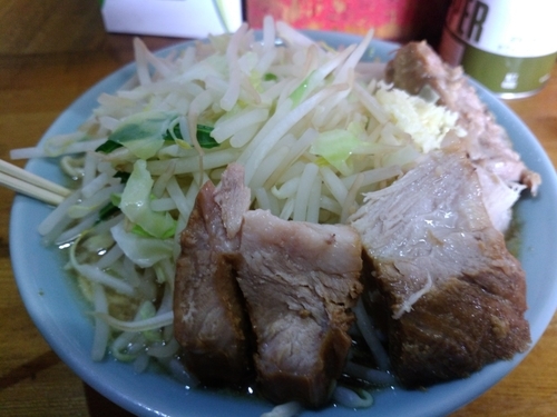 「チャーシュー麺　ニンニク少し」@ラーメン髭の写真