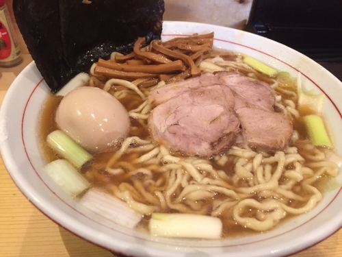 「味たま中華そば」@中華そば 葉山の写真