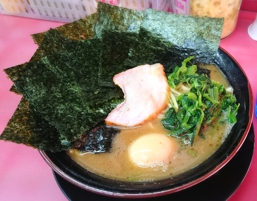 「大盛ラーメン 海苔味玉 940円」@王道家の写真