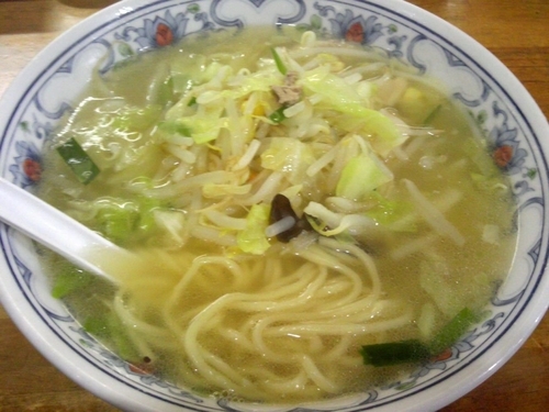 「やさいラーメン￥700・大黒麺変更＋￥10」@えびすラーメンの写真