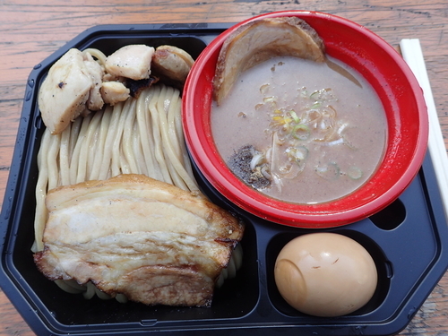 「[中華蕎麦 とみ田] 10年目の豚骨魚介」@大つけ麺博 2016の写真