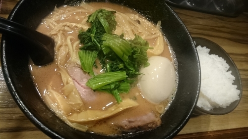 「大和田ラーメン、ライス、味たま」@麺屋 大和田の写真