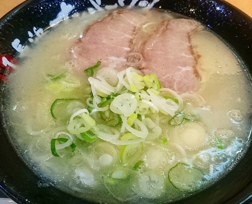 「ラーメン かため」@長浜ナンバーワン 博多デイトス店の写真