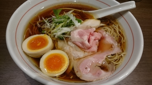 「ラーメン黒 味たま」@八咫烏の写真