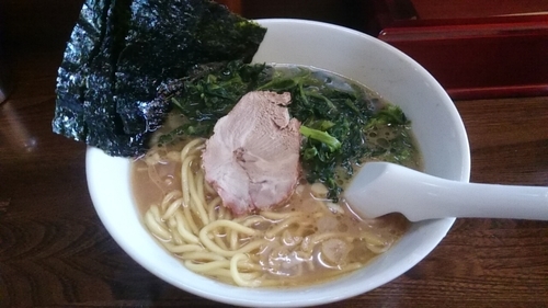 「Cセット(ほうれん草増し)麺硬め」@横浜家の写真