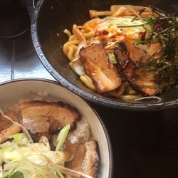 辛油そば+肉ご飯