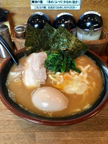 「とき卵ラーメン(カタメ、コイメ)¥800+味玉ポイントサービス」@ラーメン 大山家の写真