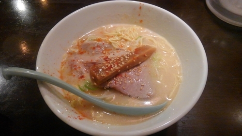 「中華そば　白　大盛」@中華そば 八真道の写真