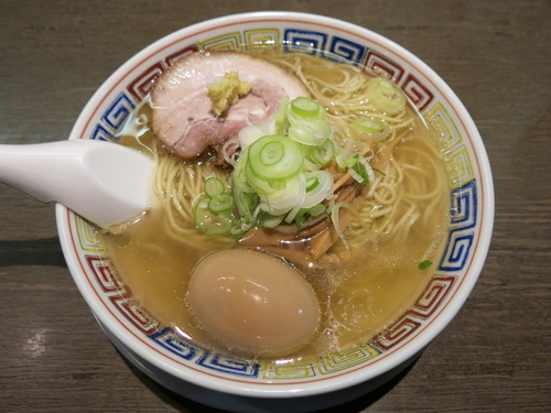 「塩中華そば＋味玉：700円＋100円」@丸中華そばの写真