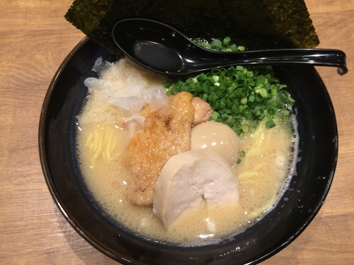 「こってりの鶏白湯豪華4点盛り」@鶏専門 らーめん銀の写真