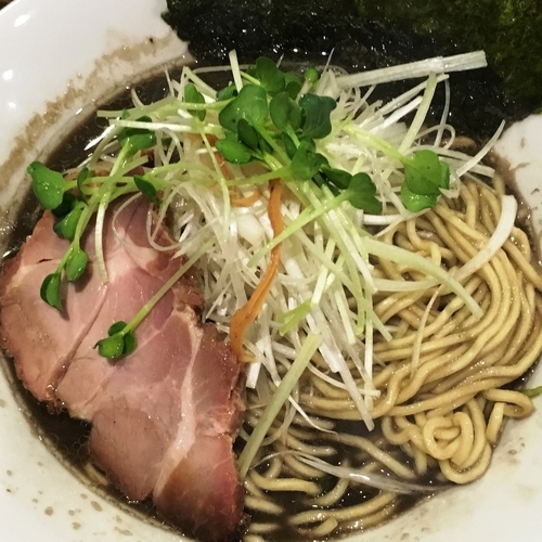 「黒い烏賊そば」@活龍煮干そば専門店 にぼしのなみの写真