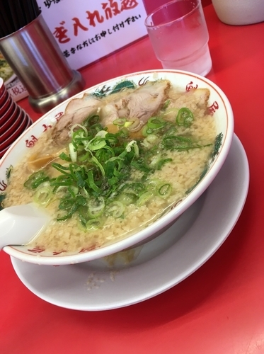 「特製醤油ラーメン 背脂多め」@ラーメン魁力屋 相模原中央店の写真