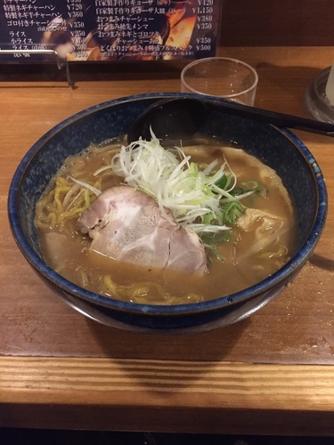 「焙煎しょうゆ にんにく仕立て  790円」@みのや すすきの本店の写真