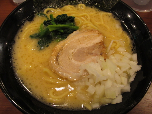 「豚骨醤油ラーメン　「680円」」@横濱家系ラーメン 誠家 幸手店の写真