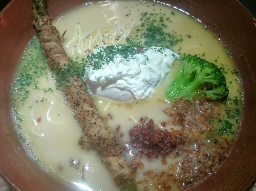 「（白）鶏白湯そば」@Ramen&Bistro ushio ueno eastの写真