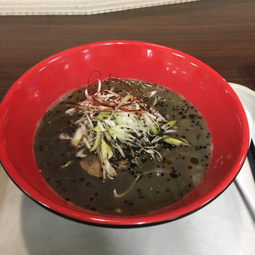 「黒胡麻ラーメン」@淡路島南PA(上り)フードコートの写真
