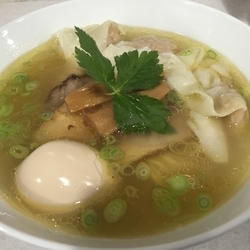特製塩ラーメン