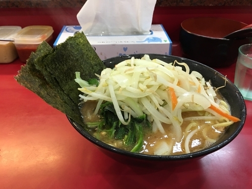 「チャーシューメン 野菜盛り」@杉田家 千葉祐光店の写真