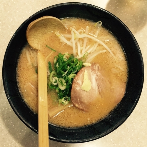 「濃厚味噌720円＋餃子300円」@無双 蒲田南店の写真