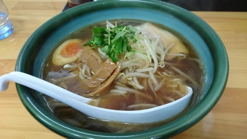 「醤油ラーメン」@イヨマンテの写真