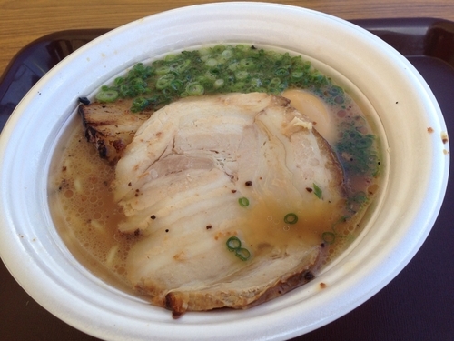 「麺屋二郎×麺屋剛　鹿児島 あっさりスープのご当地豚ラーメン」@東京ラーメンショー2016の写真