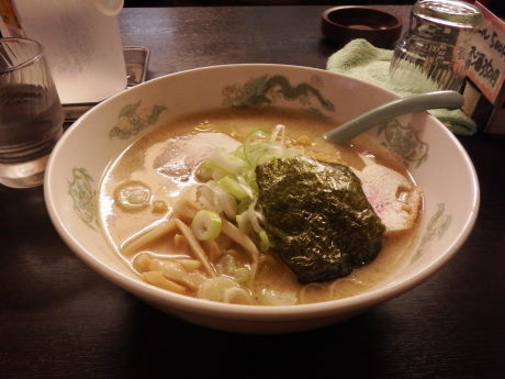 「トンコツラーメン」@味心の写真