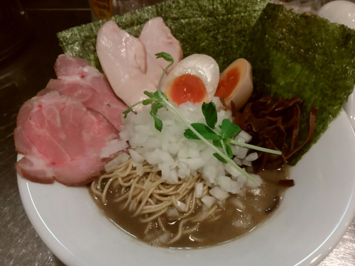 「濃厚煮干豚骨」@さんじの写真