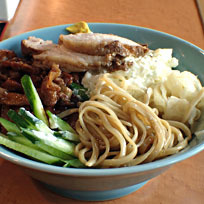 「すごい冷やし中華950円＋豚まし150円」@立川マシマシ ロイヤルスープの写真