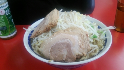 「ラーメン倍 豚一枚追加 ニンニク」@イマイ帝国の写真