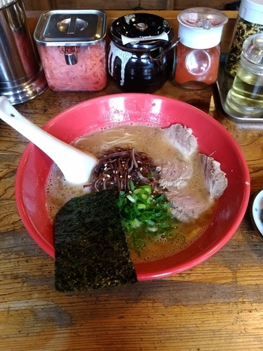 「ラーメン＋辛子高菜（辛口）」@元祖長浜 大学ラーメンの写真