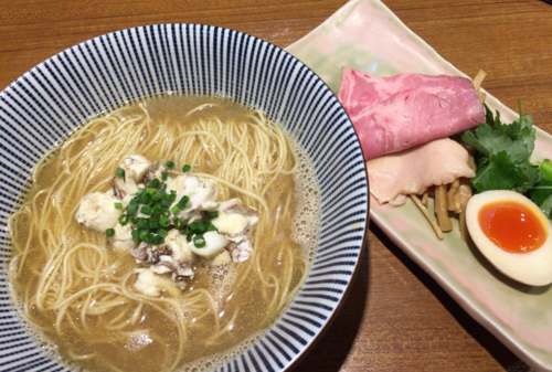 「真鯛醤油そば880円」@寿製麺よしかわ 川越店の写真