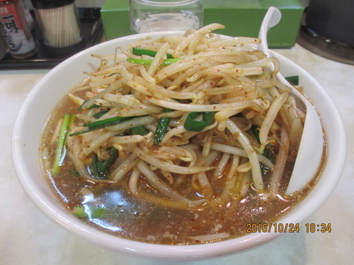 「ベトコンラーメンM ¥890」@ベトコンラーメン 新京 本店の写真