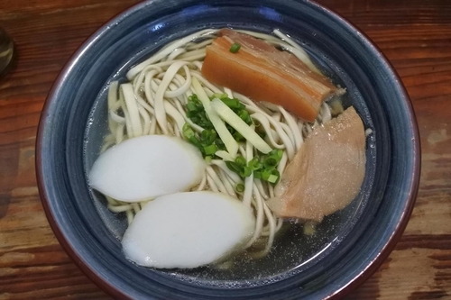 「そば（中）」@首里そばの写真