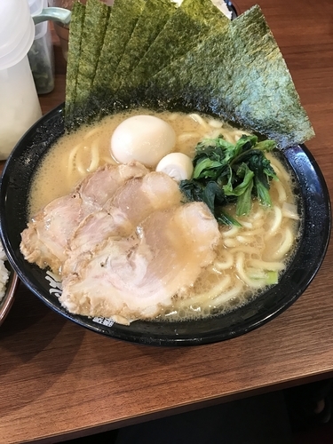 「MAXラーメン ¥880」@池袋商店の写真