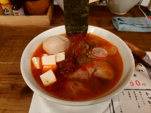「海老辛飯野　850円+メンマ」@ラーメン酒場 晴江戸の写真