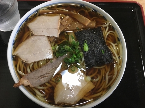 「中華そば並500円、冷やし並600円」@マルナカの写真