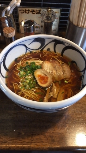 「らーめん(並盛り)」@麺鮮醤油房 周月 山口平生店の写真