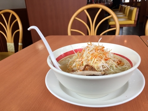 「塩ねぎらーめん」@幸楽苑 田無店の写真